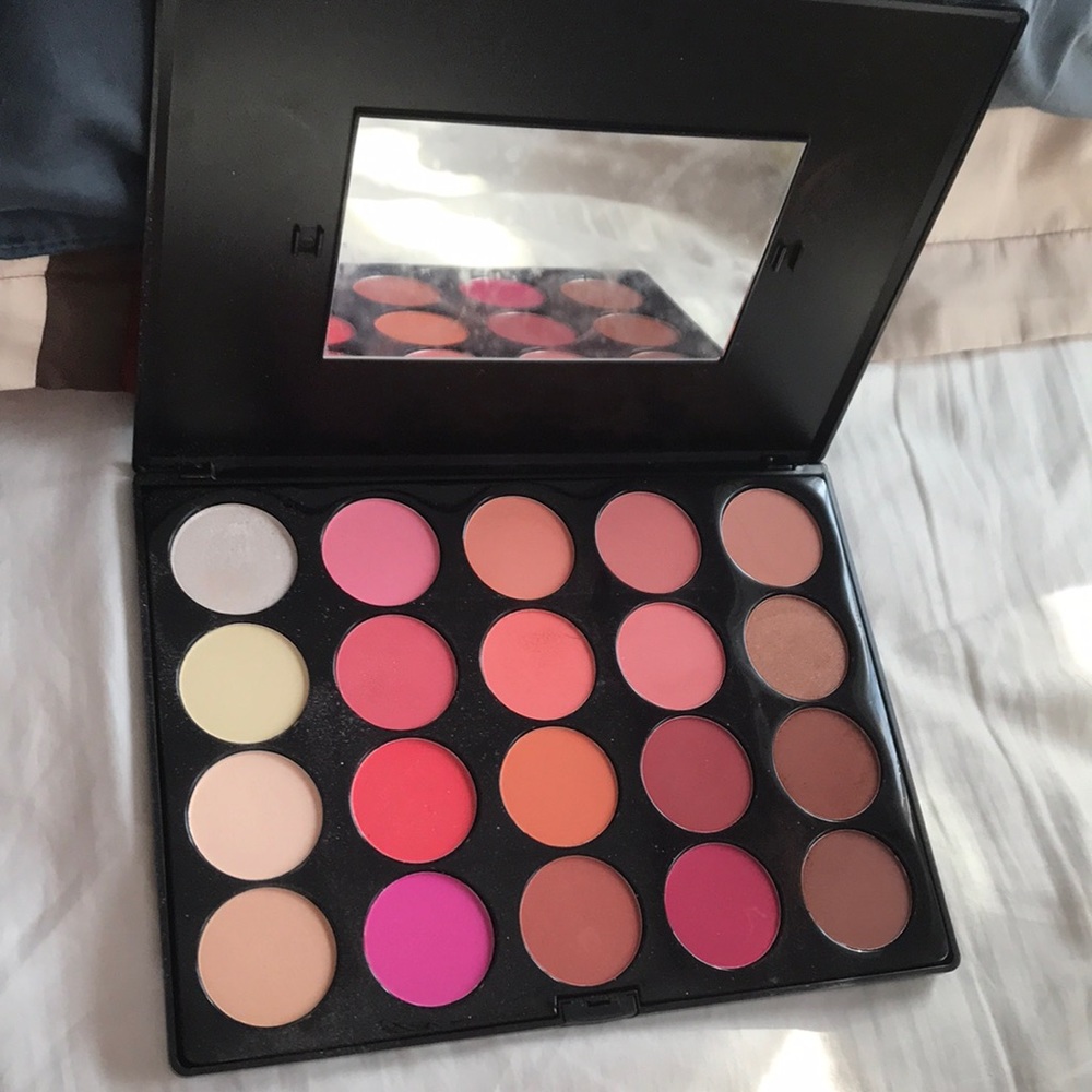 Blush palate